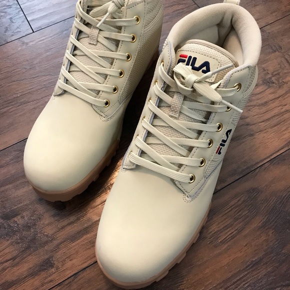 Fila Mens Tan Red White Blue Mid Boot Chucka sz 11 - Picture 3 of 6